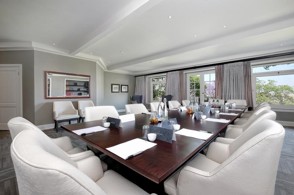 Mount Grace Hotel & Spa Магалисбург Экстерьер фото Boardroom at the Cape Town International Convention Centre